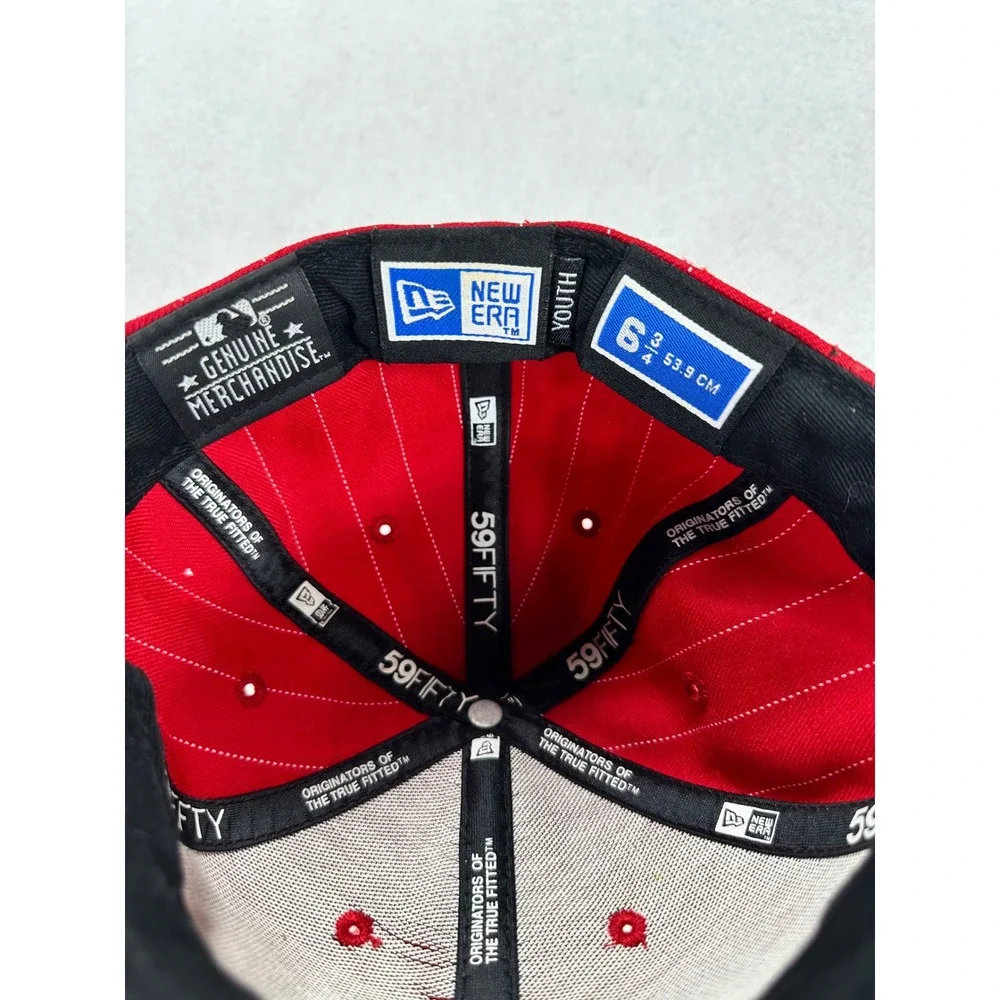 New Era 59FIFTY NY Yankees Fitted Hat Red Pinstripe Youth Size 6 3/4 MLB Cap